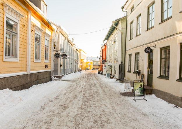 Myös orvoon suosittu Taidetehdas löytyy kivenheiton päästä.