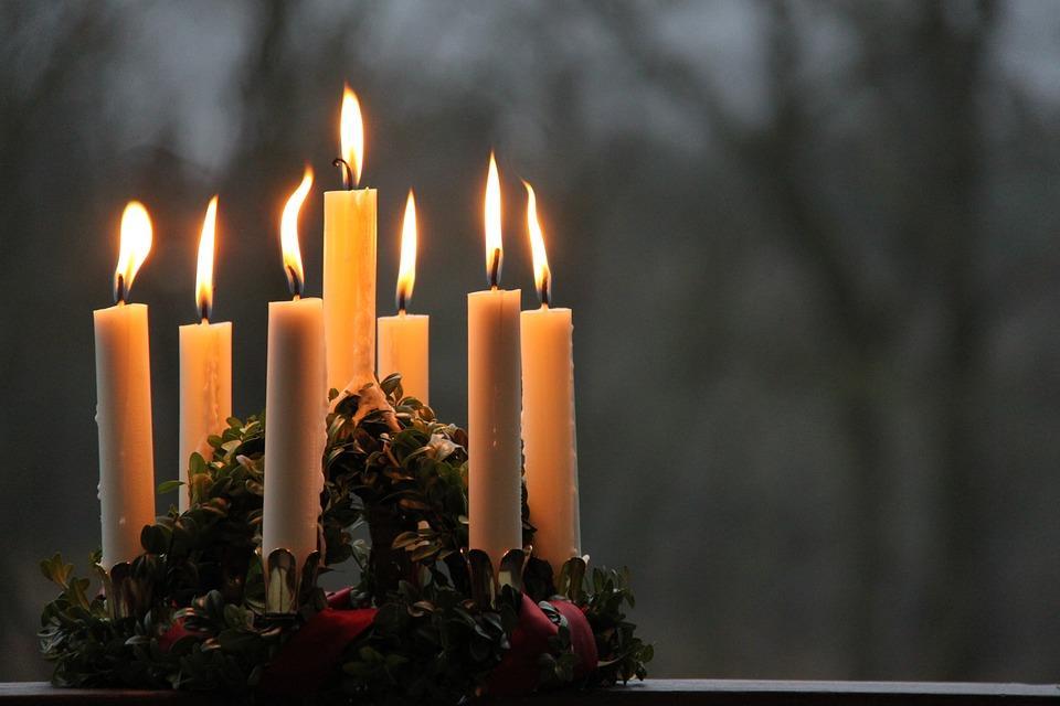 Tähti tähdistä kirkkain - Joulukonsertti Seurakunnan työntekijät esiintyvät Hämeenkyrön kirkossa keskiviikkona 19.12.2018 klo 19.