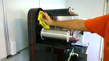 Wash all parts by handwashing.