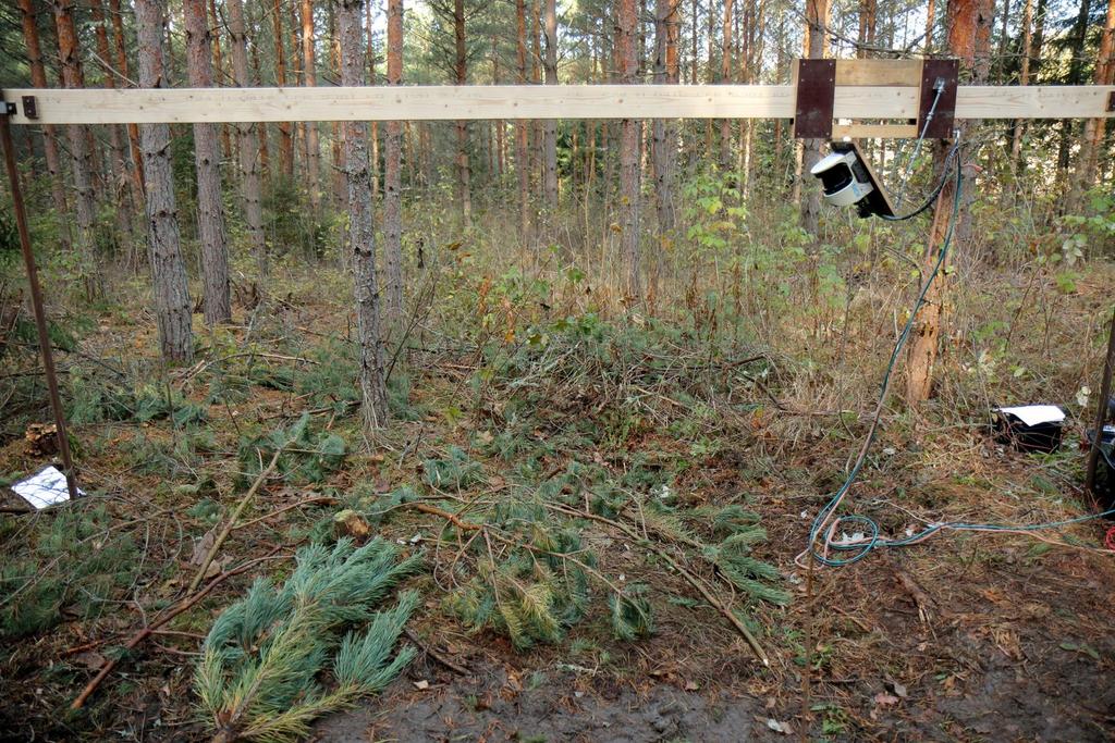 Metsäkoneen urapainumat laserilla 8.3.216 Miten ajourien syvyyttä voisi mitata automaattisesti?