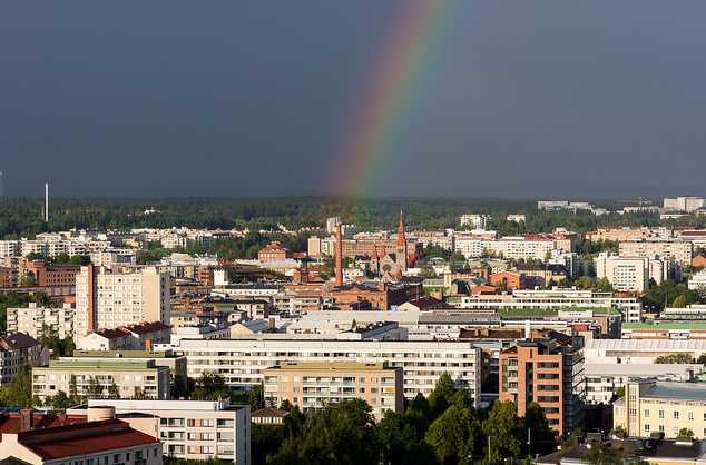 korkeatasoiseen koulutukseen (Tampere 3), kulttuuriin ja kaupungin saavutettavuuteen (lentorata, VT-hankkeet ja