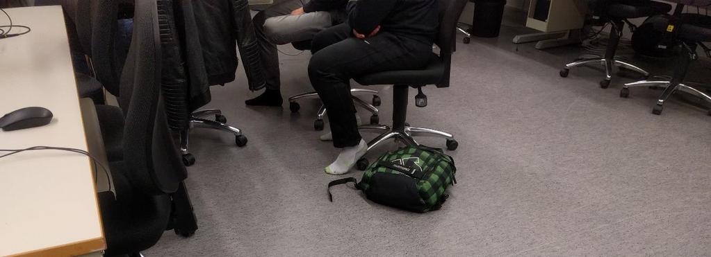 20 Koska hallintaohjelmaa tai sen suunnitelmaa ei ole, ei myöskään seurata ESD-suojavälineiden kuntoa.