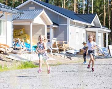 Från planläggning till genomförande Förverkligandet av ett område som grundar sig på detaljplan kan starta när detaljplanen vunnit laga kraft. Innan tomter kan byggas ska kommunaltekniken, dvs.