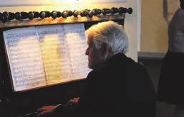 Festivali mitmekülgse kava koostajaks oli organist ja pianist Marju Riisikamp, pillitehniliselt küljelt turvas festivali oreliehitaja Ago Tint ning produtsenditöö tegi EELK Simuna koguduse juhatuse