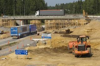 Main Road 6: 30 km from 2 -lanes to 4 -lanes Project Main Rd 6 Taavetti-Lappeenranta -renovation (10 km new alignment & 20 km old) and widening 2015-18