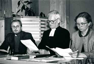 Tarkoitus oli pitää kirkolliskokous saman vuoden maaliskuussa ja piispanvaali toukokuussa, mutta aikataulu venyi. Kirkolliskokous pidettiin 19.-20.3.1993 Kelton uudessa kirkossa.