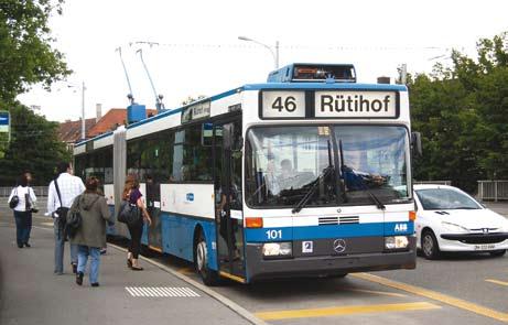 Zürichin mallin pohjalta, missä useat raitiolinjat muodostavat vaihtoasemineen sangen tiheän ja kattavan verkon ja verkon yhtenä osana ovat sitten johdinautot (esikaupungeissa myös dieselbussit).