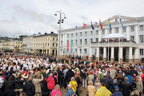 Tapahtumia järjestettiin eri puolella Suomea ja niihin osallistui eri-ikäisiä ja taustaisia ihmisiä.