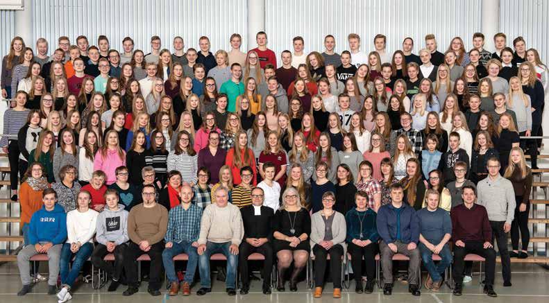 Opiskelijat 2017-2018 kotikunnittain Alajärvi 2 Haapajärvi 6 Haapavesi 3 Iisalmi 1 Jämsä 2 Kajaani 1 Kalajoki 2 Kannus 4 Kempele 4 Kestilä 2 Kinnula 1 Kokkola 8 Kuopio 1 Kärsämäki 4 Lapinlahti 1