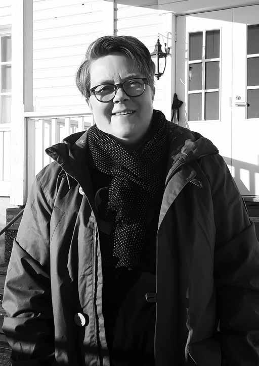 Opistosta suuntaviittoja elämälle Opistotyö on tuttua ja läheistä kuopiolaiselle Outi Kärkkäiselle, joka opiskeli Reisjärven opistossa vuosikurssilla 1983-84.