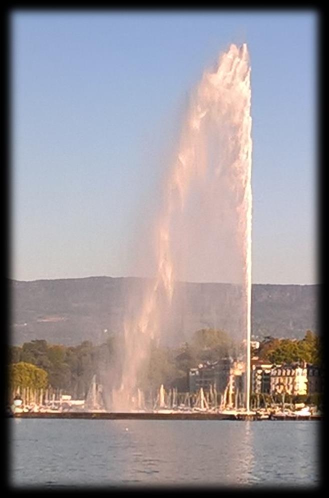 litraa minuutissa = 1800 m 3 /h lähteet: http://www.geneva.info/jet-d-eau-fountain/ PERJANTAI 13.10. Viimeinen reissupäivämme valkeni hyvin samanlaisena kuin edeltävätkin päivät.