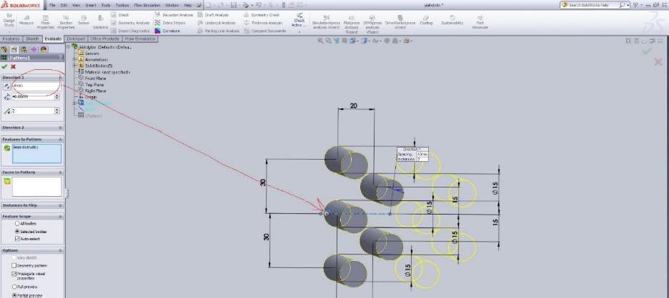Esimerkkilämmönsiirtimen tapauksessa mallinnetaan vain yksi putkipaketti ja loput lisätään SolidWorksin Linear Pattern -työkalulla, kuten Kuva 2.