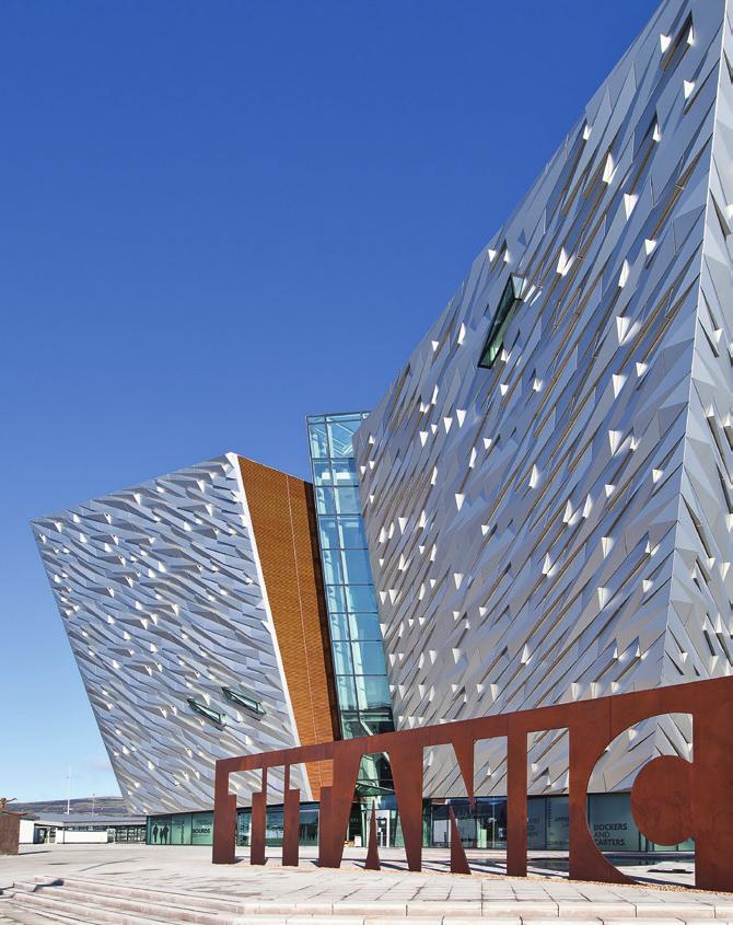 Titanic Visitor Centre Belfast, Pohjois-Irlanti TITANIC VISITOR CENTRE ENEMMÄN MUOTOILUN VAPAUTTA Jakautuneena kuuteen kerrokseen ja kaikenkaikkiaan 14.