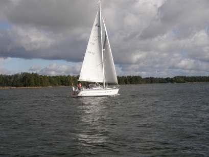 Talousarvio vuodelle 2019 Varainhankinta Tuotot 20 964 22 400 21 500 Kulut -5 626-5 400-5 300 Yhteensä 15 338 17 000 16 200 Sijoitus- ja