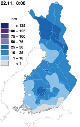 Perjantaista sunnuntaihin matalapaine oli lähes paikoillaan maan eteläosan yllä samalla voimistuen.