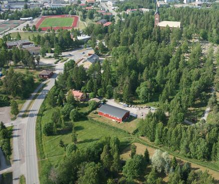 4 Aspelund Kirkon eteläpuolella olevan alueen omistaa Mäntsälän seurakunta.