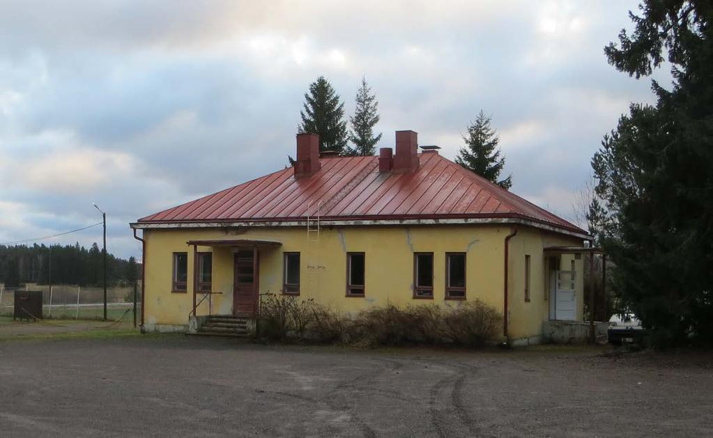 Alakoulu Kalakosken koulun pihapiiriin vuonna 1938 valmistuneen alakoulun on suunnitellut Pekka Kauppi. Rakennus mukailee hahmoltaan vanhaa koulurakennusta. Julkisivuiltaan rakennus on rapattu.