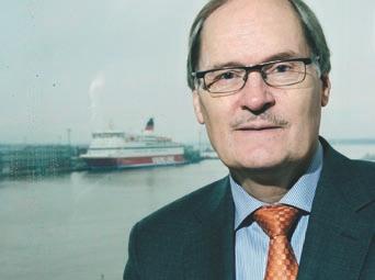 R A E N Teollisuus kemian asialla I D E T Kemianteollisuus ryn:n toimitusjohtaja Hannu Vornamo on erilainen teollisuuspomo.