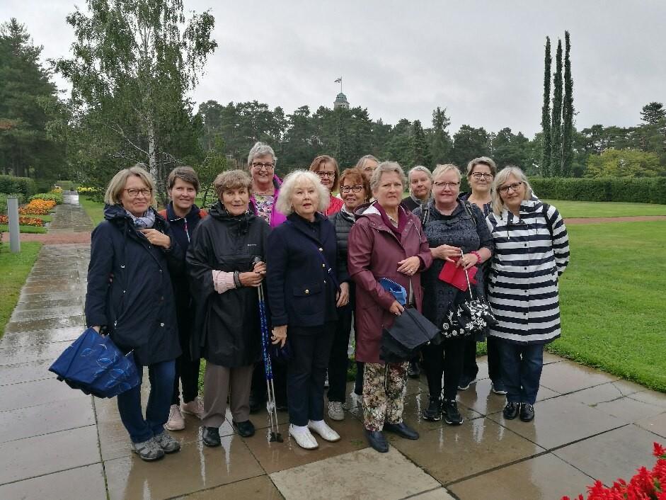 Seuraathan myös yhdistyksen ja piirin verkkosivuja, sillä monet Helsingin Piirin yhdistysten tapahtumat ovat avoimia kaikille piirin