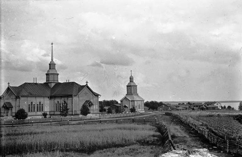 VÄISÄLÄNMÄKI VI KIRKKO Suur-Pyhäjoen kirkkopitäjä jaettiin, ja Pyhäjärvi tuli kuulumaan vuodesta 1856 kappeliseurakuntana Kärsämäen