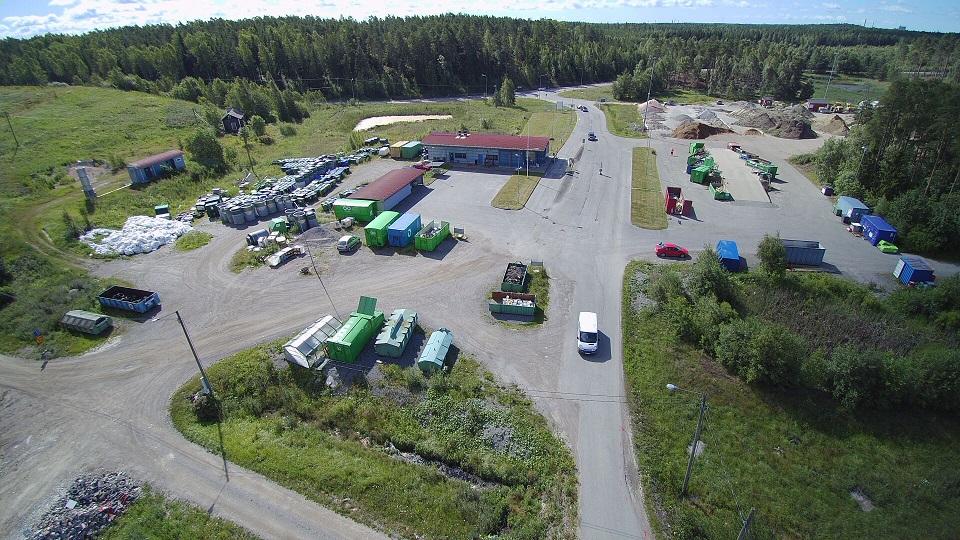 3/20 1 Yleistä Isosuon jätekeskus sijaitsee Naantalin, Raision ja Maskun raja-alueella. Etäisyys Raision keskustaan on linnuntietä 4 km ja maantietä 10 km.