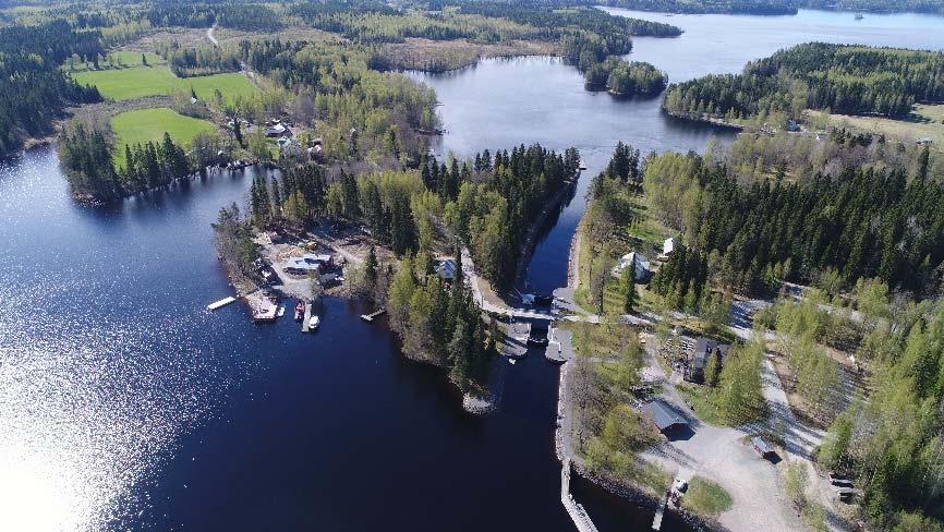 10 nykyisin tie. Kanavan sulku on erittäin hienoa kivityötä ja valitettavasti hiljalleen rapautumassa ellei sitä hoideta.