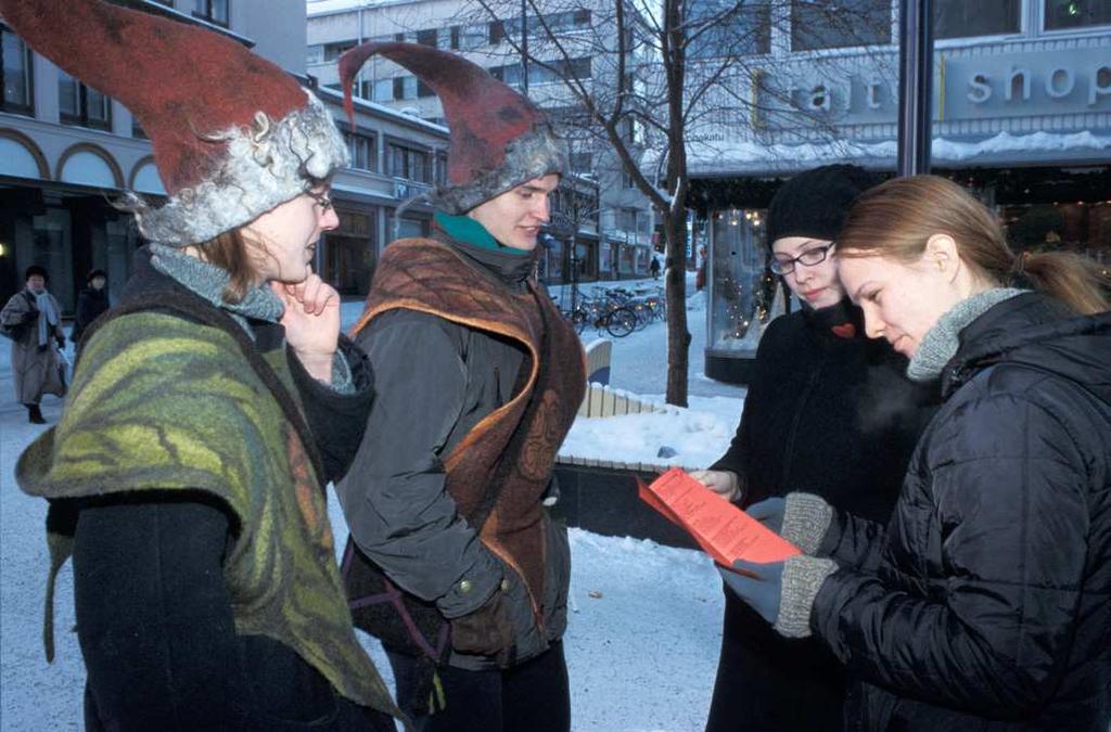 TIEDOTU TUS S JA A MARKKINOINTI Museon viestinnässä huomioidaan alueellisen, valtakunnallisen ja kansainvälisen tiedotuksen painopisteet ja tarpeet tapahtuman tai näyttelyn luonteen mukaisesti.