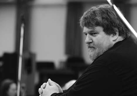 Oliver Knussen: The Way to Castle Yonder, op. 21a Oliver Knussen: Viulukonsertto, op. 30 Oliver Knussen (s.