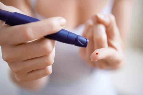 Diabeteksen hoito Tyypin 2 diabeetikon hyperglykemia johtaa harvoin ketoasidoosiin, mutta sekin on mahdollista. Tällöin toimitaan Akuuttihoito-oppaan mukaan.