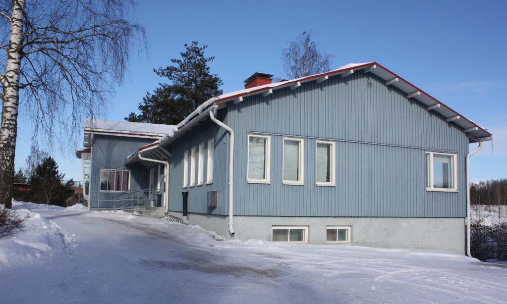 Kuvat 3-4. Siniseksi taloksi kutsuttu Asevelitalo (28