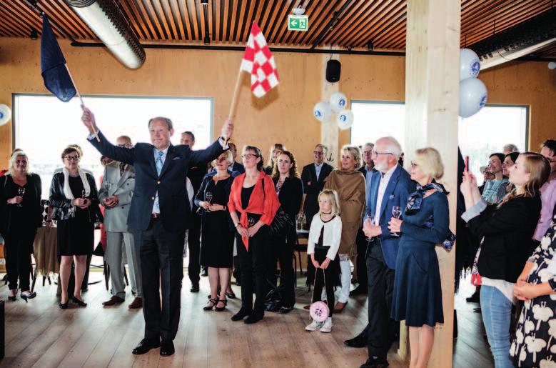 Suuri joukko palkittuja merellisiä tietokirjoja. Esteettisiä elämyksiä, ajatustenvaihtoa, valistusta ja jatkuvaa oppimista.