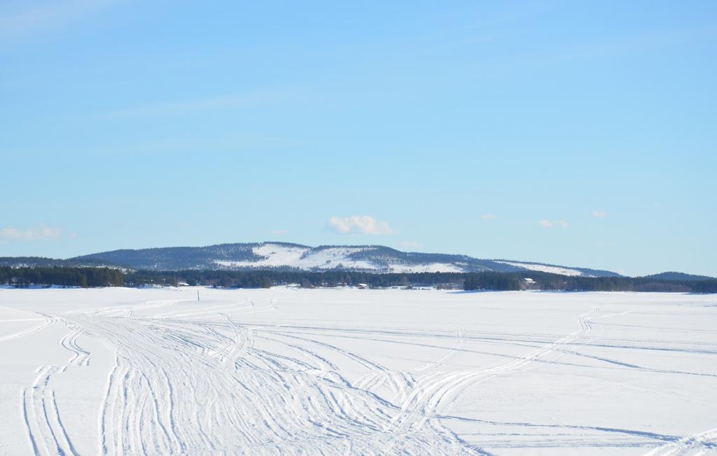 Hirvasvaaran aukot