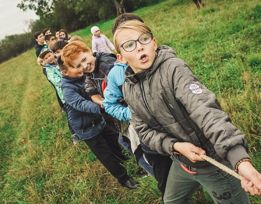 Lapsi- ja perhepalvelujen muutosohjelman (LAPE) tehtävänä on varmistaa, että lapsen hyvä arki toteutuu kotona, varhaiskasvatuksessa ja koulussa.