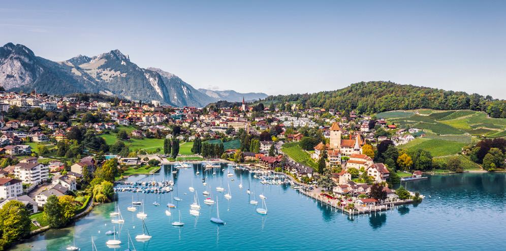 IDYLLINEN SVEITSI Appenzell Liechtenstein Bad Ragaz Maienfeld Luzern Interlaken Spiez Gruyères Montreux Kuvankaunis kiertomatkamme vie sinut keskelle pikkuruisen Sveitsin monimuotoista luontoa ja