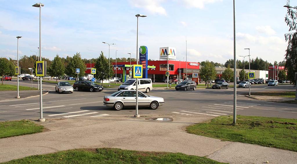V L L ÕRU INNA EHT September 8 (137) 2018 Võrus algasid Jüri ja Luha tänava ristmiku ehitustööd Liiklustiheduse poolest tuntud Jüri ja Luha tänava ristmik läinud nädalal.