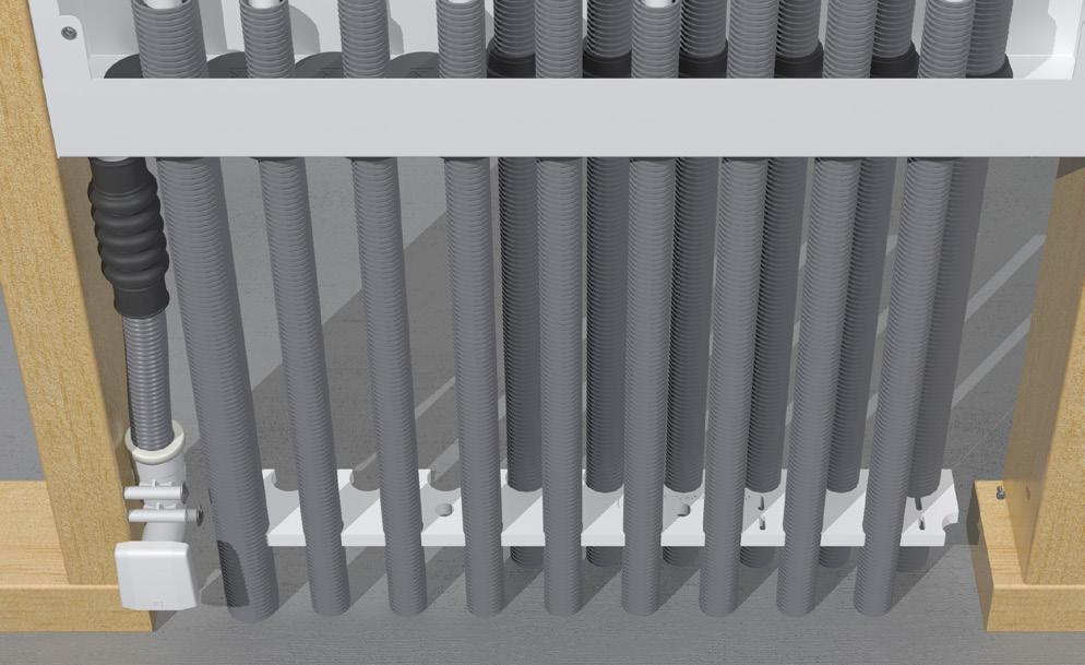 Lämmitysjärjestelmässä käytetyn kaapin ylivuotoputki vuoidaan voidaan tuoda esiin kaapin alapuolella olevasta seinästä. Huomaa, että mahdollinen vuoto pitää voida havaita nopeasti.