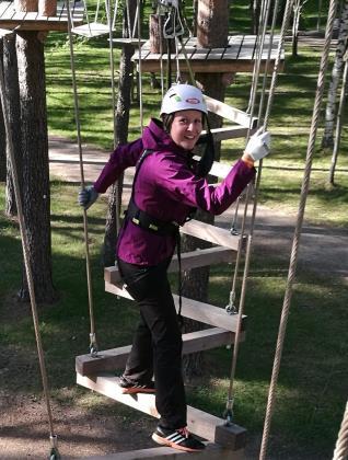 Näen tärkeänä, että työpaikka on fyysisesti ja henkisesti turvallinen. Työpaikalla henkilöstöä tulee kohdella tasa-arvoisesti ja oikeudenmukaisesti.