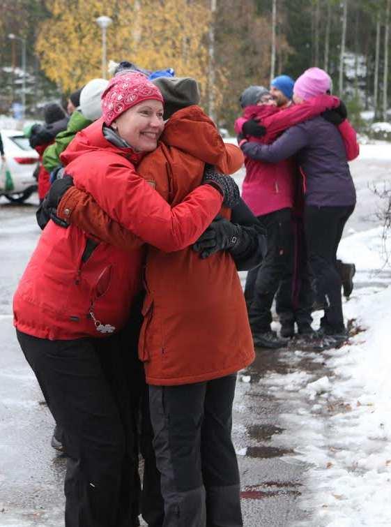 -LAJEJA ULKOILIJOILLE OSALLISTU Vuosikertomus 2017 YLLÄPIDÄMME JA KEHITÄMME KESKITETTYJÄ JÄSEN-