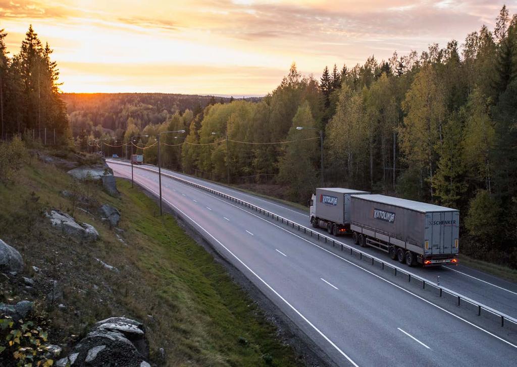 Nokian NTR NOKIAN NTR Nokian NTR -renkaat kuorma- ja linja-autoihin on suunniteltu ympärivuotiseen käyttöön ja toimimaan