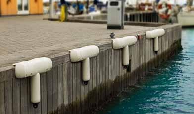 Multi Dock fender tarjoaa huomattavasti paremman ja monipuolisesti mukautuvan suojan kaikkiin laiturityyppeihin.