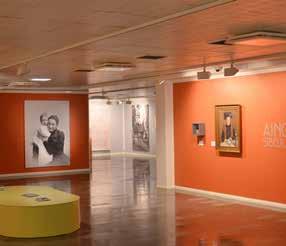 Järvenpään rautatieaseman läheisyydessä sijaitsevaan museoon on helppo tulla niin junalla kuin autollakin. Kirjastokatu 8, Järvenpää j6 040 315 3881 taidemuseo@jarvenpaa.