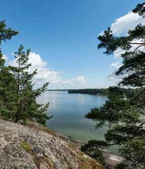 Tuusulanjärven rantojen korkein kohta oli myös tärkeä kohtaamispaikka, siellä käytiin perheiden kanssa usein retkellä. Korkealta Sarvikalliolta avautuu edelleen kaunis näköala Tuusulanjärvelle.