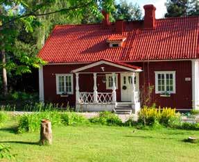 Matkailuvaunualueella on lähes 100 sähköistettyä vaunu- tai autopaikkaa sekä huoltorakennus, jossa on suihkut ja WC:t. Stålhanentie 4, Järvenpää g4 044 7090 000, 050 4334 346 myynti@luovatpalvelut.