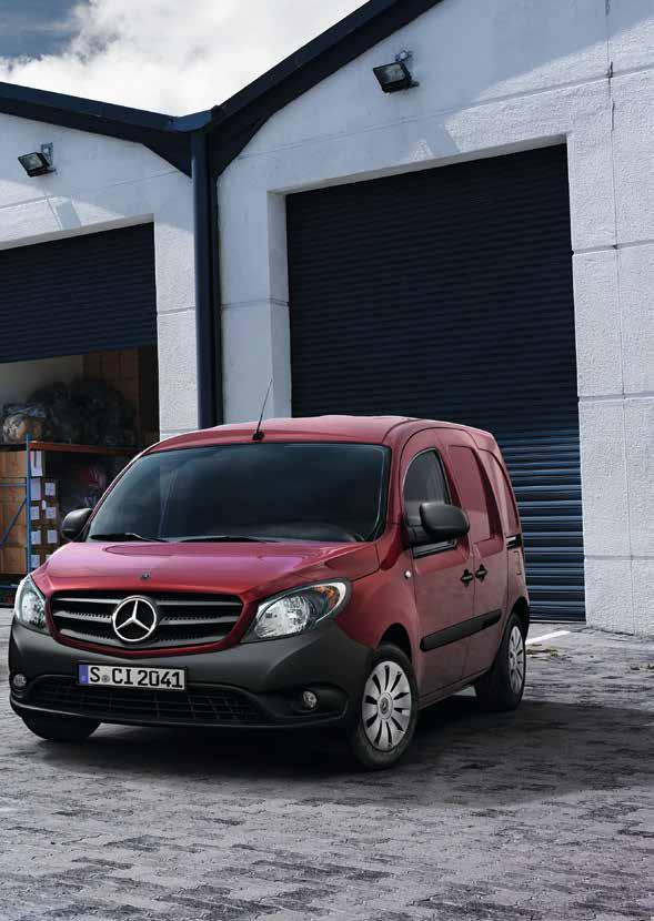 Citan tarjoaa kaupunkiin soveltuvan pakettiauton normaaleilla mitoilla ja suurella tavaratilalla, joka vastaa täydellisesti kaupunkiajon haasteisiin.