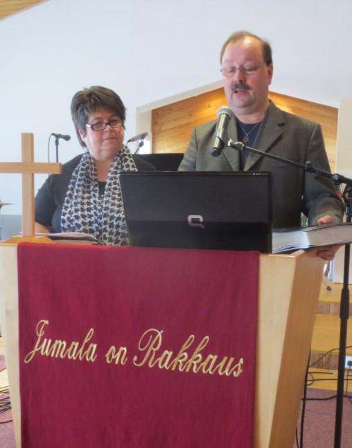 Perjantaina Marika puhui Gideonin kertomuksen perusteella rohkaisevasti lahjoista, joita juuri meille on uskottu.