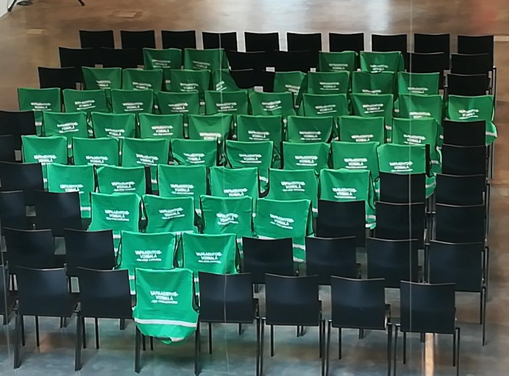 KUUKAUSIKIRJE 3/2018 1/5 VapaaehtoisVoimala on käynnistänyt läheislämpöpumpun oikein toden teolla, kun koulutukset ja uusien vapaaehtoisten jalkautuminen on päässyt vauhtiin.