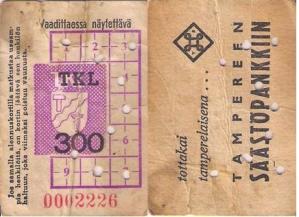 Nysse-tarinoita bussilla. Se on helppoa ja miellyttävää ja saan siellä tilaisuuden viettää omaa aikaa. / Leena Appelsiinit Asuin Riistakadulla.