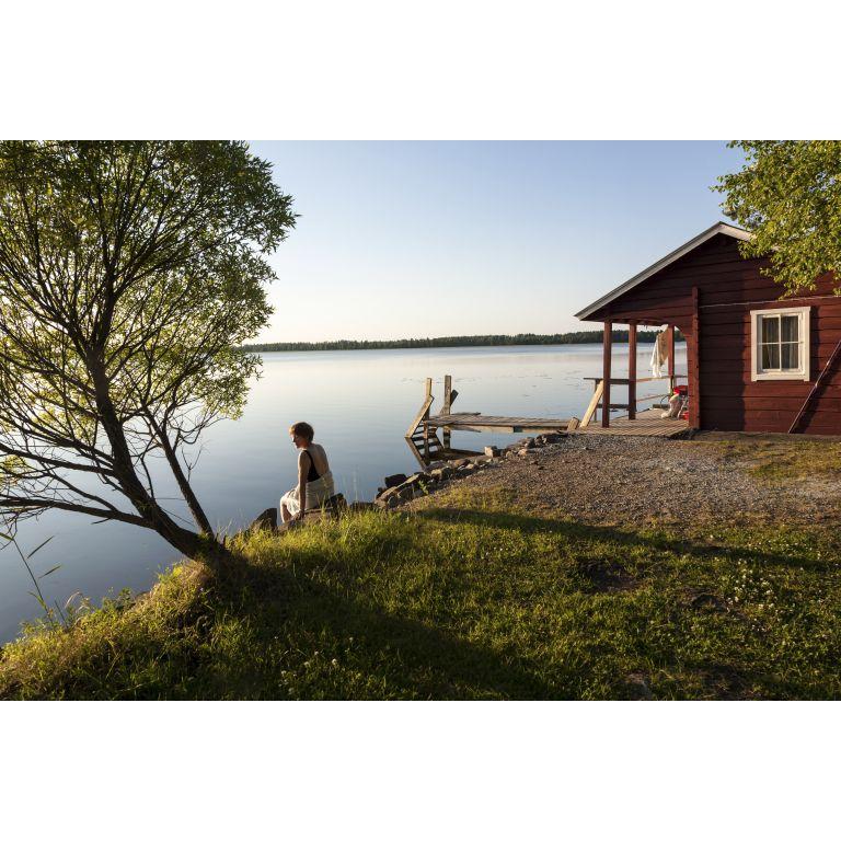 PALVELUT 100 /vrk Mökkien vuokraus Suomessa Teillä on mahdollisuus varata ja vuokrata mökki vuokranantajien hinnoilla eri puolelta Suomea ja viettää mukavaa aikaa loman ja kalastuksen parissa -