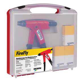 FireFly Varusteet FireFly laatikko Varustettu M5 suukappaleella ja kierrekaralla muovisessa kantolaukussa, kahdella minipakkauksella alumiininiittimuttereita M4 ja M5 sekä suukappaleella ja
