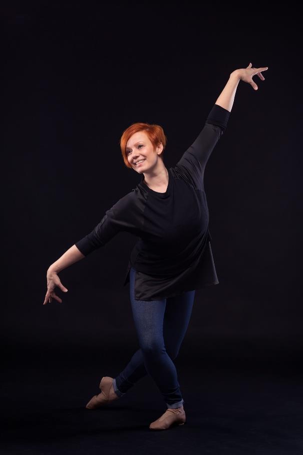 Kolanen Noora Noora on tanssinopettaja ja koreografi, jonka tanssilliset juuret ovat vahvasti kilpatanssissa.